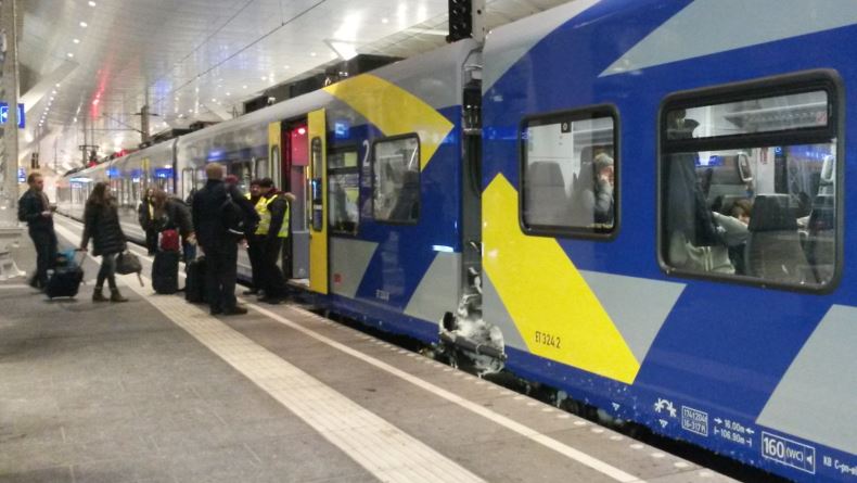 [Salzburg]Fare evasion and on-board ticket checking is reduced by locking all train doors except one, so that all passengers have their tickets checked as they board. This is possible at Salzburg because the train to Munich starts there so there is plenty of time for people to board. It is not a practical approach at intermediate stations