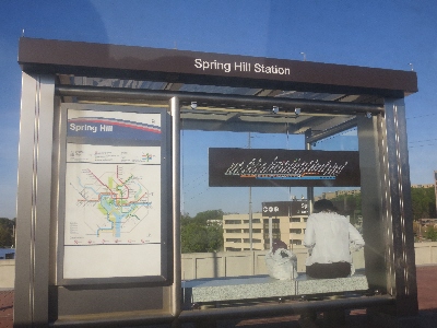 [Washington DC]Washington DC Metro station design - shows good uncluttered passenger information totems.  Photo by Ian Brown for Railfuture