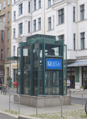 [Berlin]Wheelchair access lift directly from street to sub-surface platform. A cost effective solution on systems without ticket barriers. Vienna has similar lifts.  Photo by Ian Brown for Railfuture.
