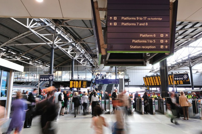 Leeds station passengers (courtesy of Network Rail)